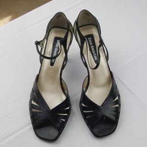 Enzo Angiolini  used size 7 1/2👠